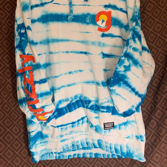 Grizzly Hoodie - Picture 2 of 2